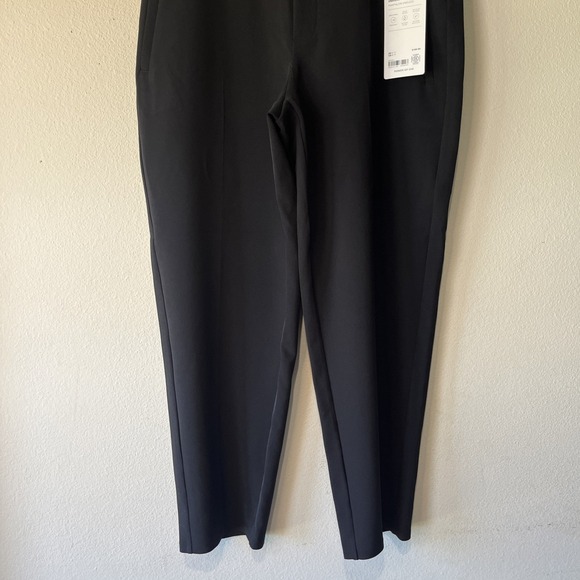 Athleta  Pantalon Endless Women's Athleisure Crop Pant Size 8 Black New Gym yoga - Picture 4 of 13